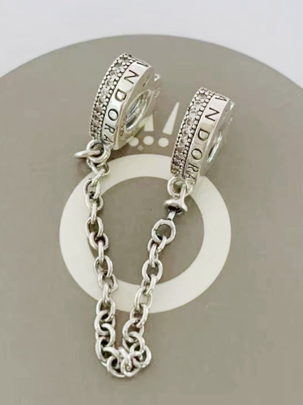 Pandora-Logo-Heart-Safety-Chain
